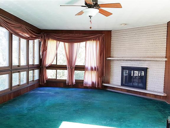 4th image of 211 Weiman Ave
