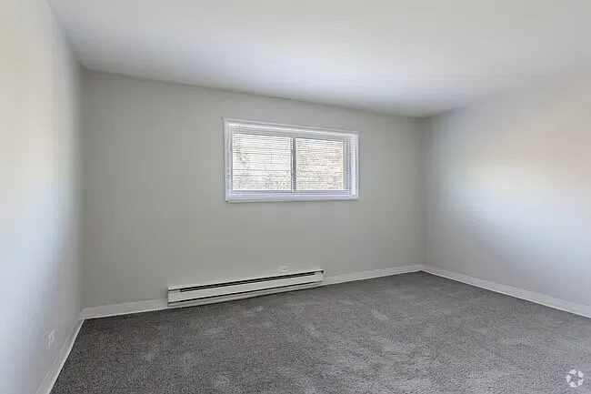 1 bed, 750 sqft, $1,555 — Photo 2