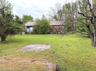 904 Alma Ave, Mulberry, AR 72947