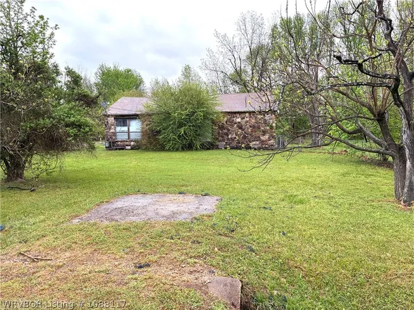 904 Alma Ave, Mulberry, AR 72947