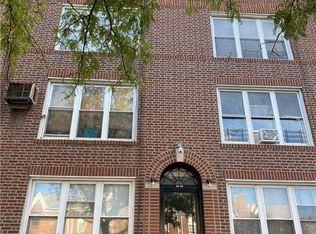 3053 49th St, Astoria, NY 11103