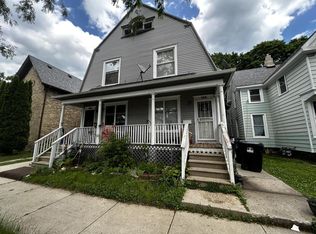 903 Villa St, Racine, WI 53403