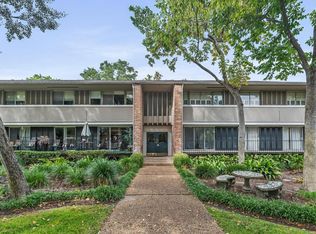 648 S Ripple Creek Dr #648, Houston, TX 77057