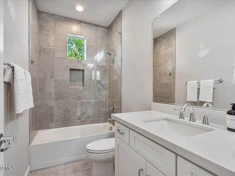 5543 E Beryl Ave — Photo 29