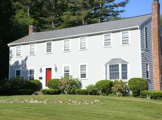 31 Stagecoach Rd, Hingham, MA 02043