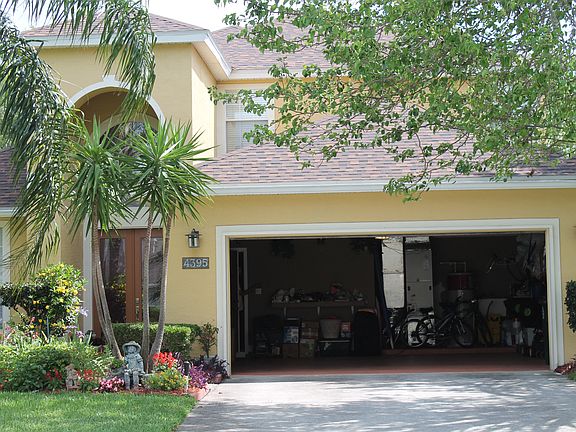 4th image of 4395 Hanover Park Dr