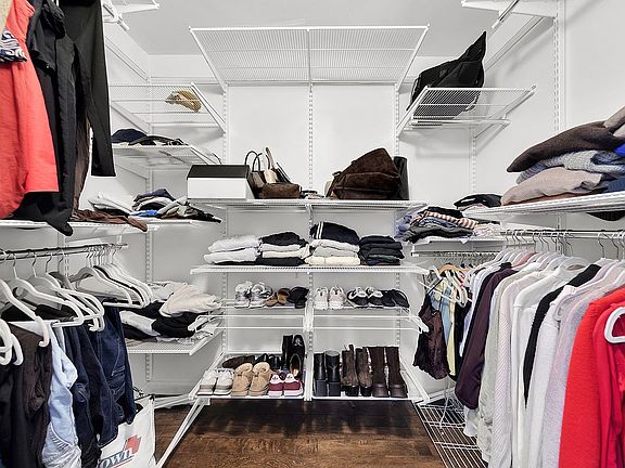 5th image of 40 Clinton St APT 3K