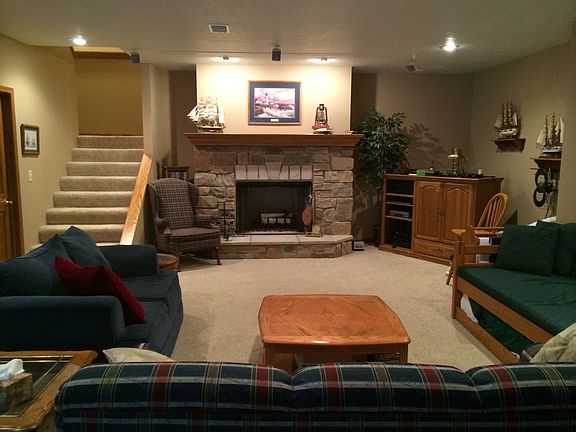 LL family room/theater