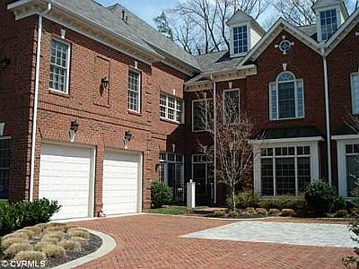 2nd image of 1213 Hyde Ln #1