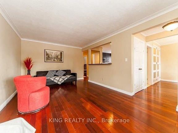 2nd image of 62 Camwood Cres
