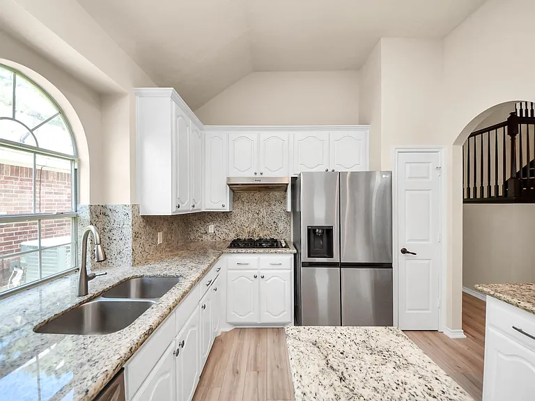 10007 Adobe Dr — Photo 12