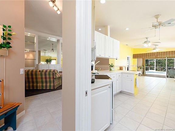 4th image of 7888 SE Peppercorn Ct