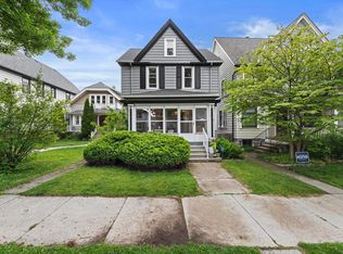 3331 N Bartlett AVENUE, Milwaukee, WI 53211