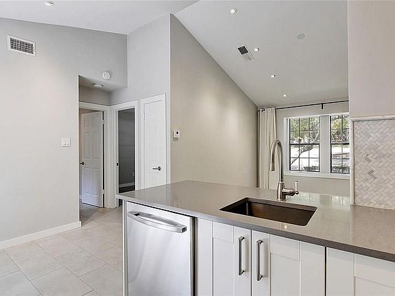 4th image of 4305 Bonnell Vista Cv #A-1