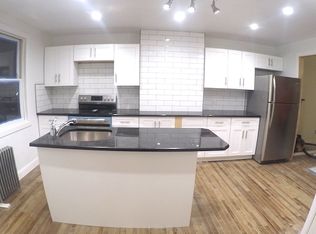 25-26 Hoyt Ave S #3, Astoria, NY 11102