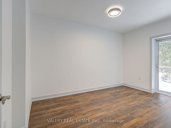 2nd image of 3296 Audley Rd