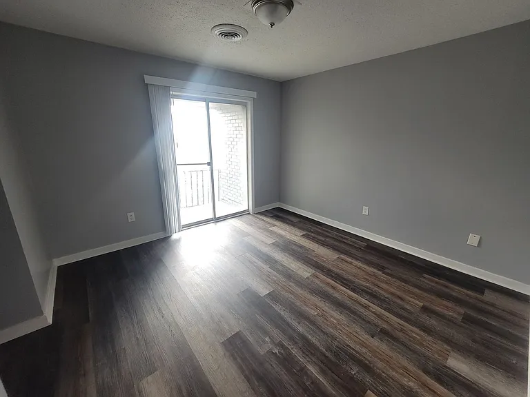 225 W McDowell Rd — Photo 55