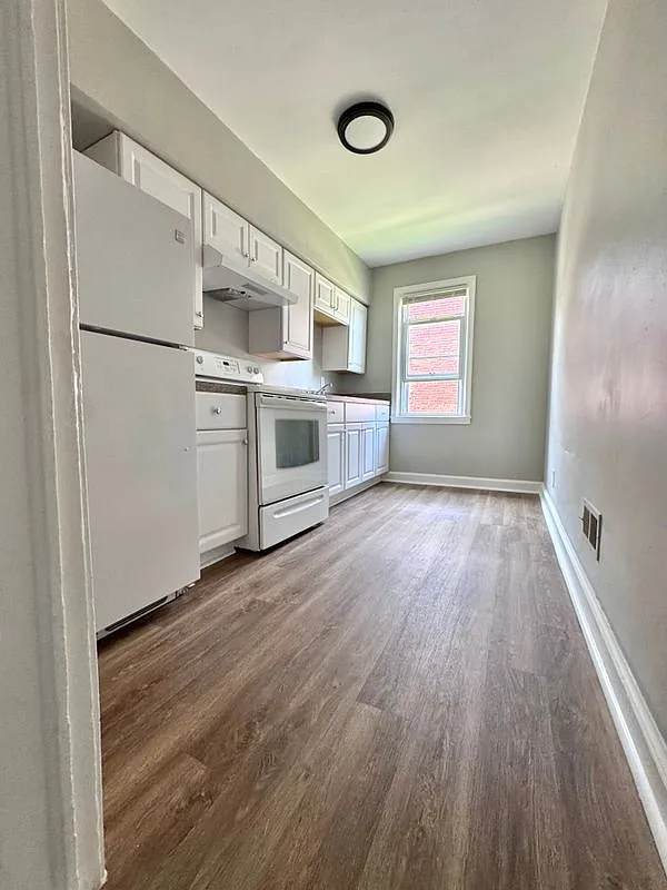 2 bed, 1.0 bath, 760 sqft, $1,450 — Photo 2