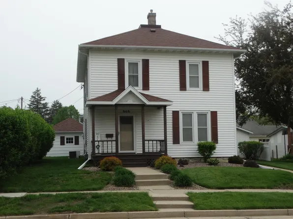 303 2nd St NE, Waukon, IA 52172