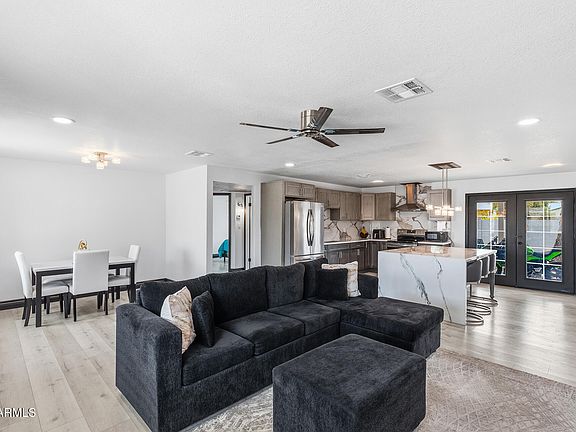 5th image of 3915 E HILLERY Drive