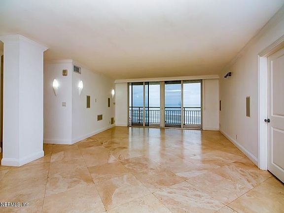 5th image of 1601 Ocean Dr S APT 303