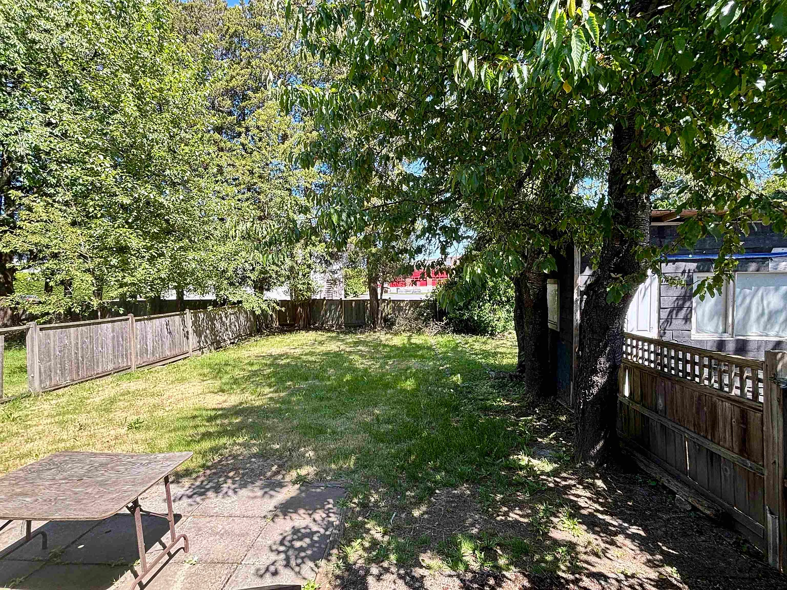 3 bed, 1500 sqft, $2,400 — Photo 2