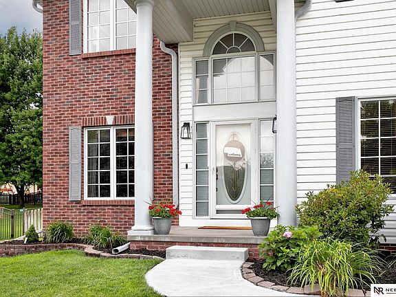 2nd image of 4014 N 152nd Ave