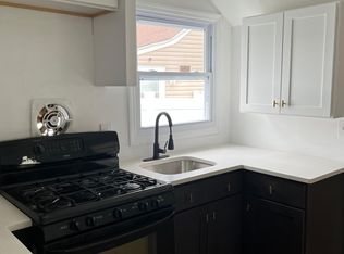 104 W 7th St, Burlington, NJ 08016