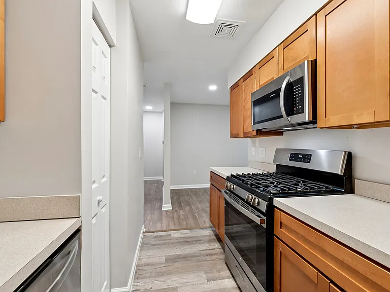 7 Silverwood Cir #3 — Photo 15