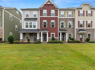 4367 Pickney Ln, Chesapeake, VA 23324