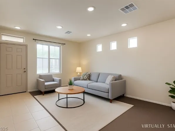 9748 Villa Lorena Ave, Las Vegas, NV 89147