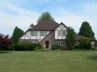 5718 Brumar Dr, Bethlehem, PA 18017