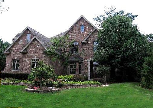 1st image of 16110 S Wildwood Ln