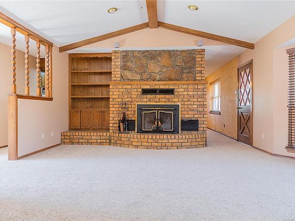 3rd image of 1515 Tanglewood Dr