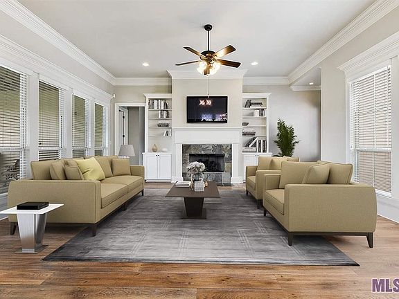 4th image of 15813 Greystone Dr