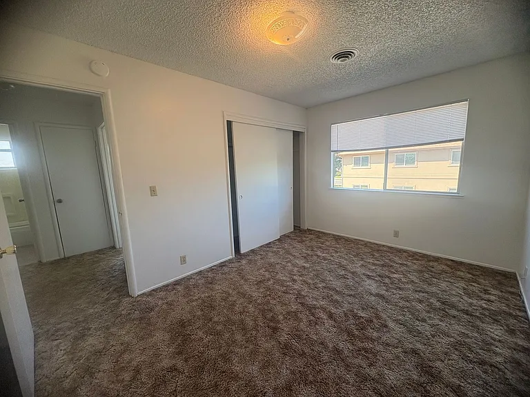 1590 Alfred Way — Photo 29