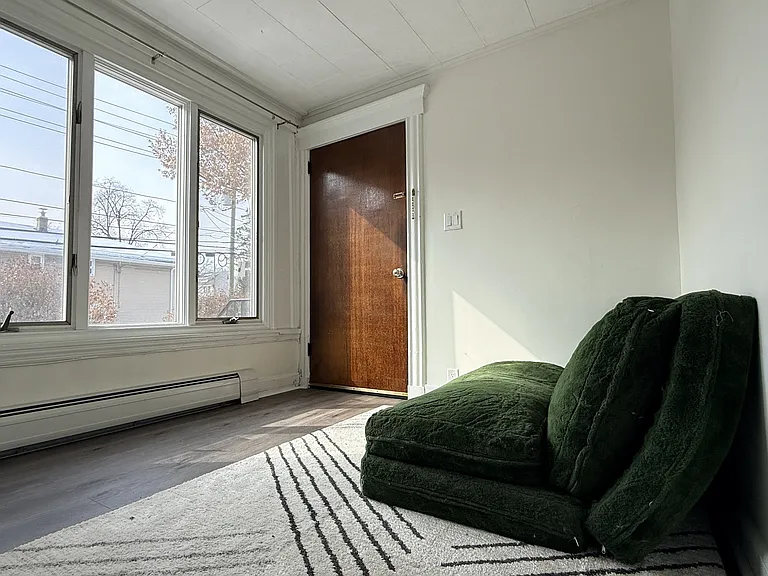 90 Union Ave #1 — Photo 8