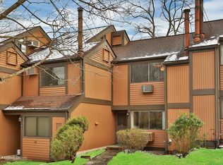 11 Round Hill Rd, Dobbs Ferry, NY 10522