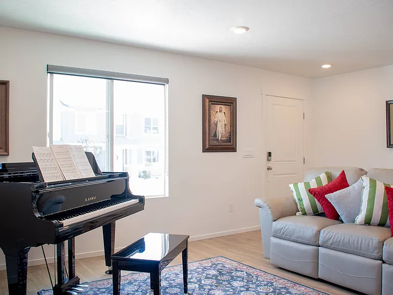 252 N Salty Ln — Photo 8