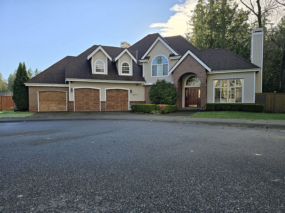 1st image of 22711 SE 33rd Ct