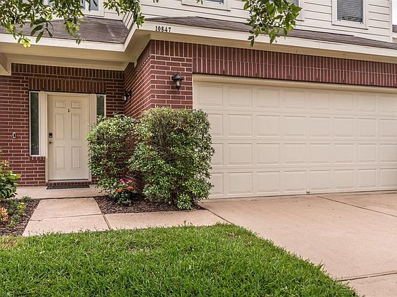 2nd image of 10847 Quill Garden Ln