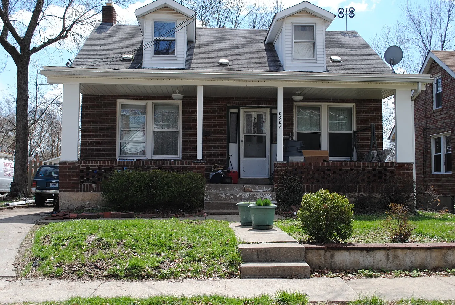 8908 Moritz Ave photo 1
