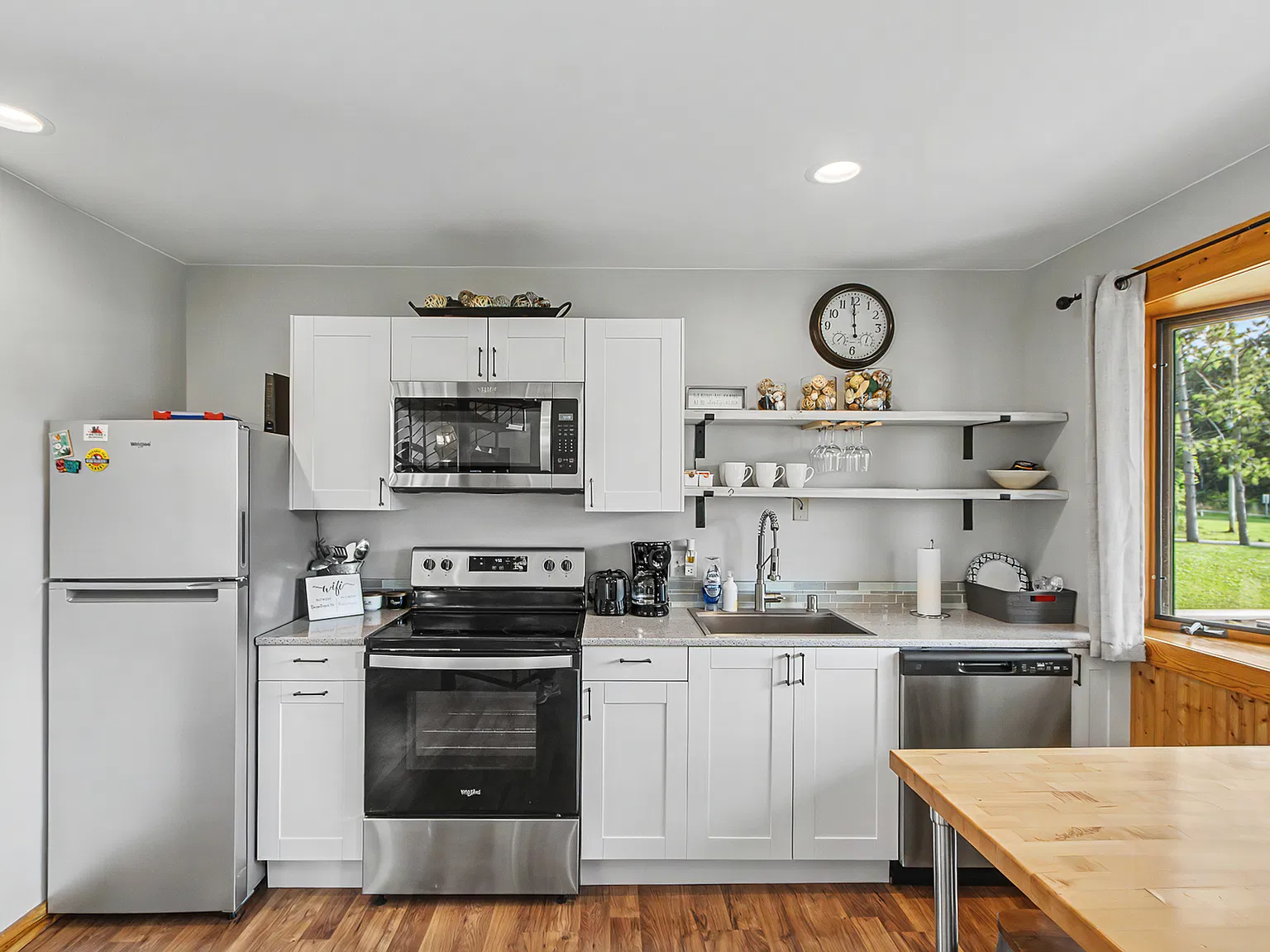 2 bed, $1,750 — Photo 4