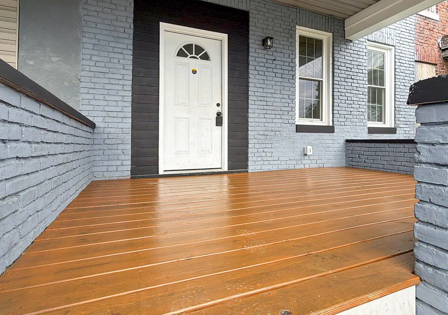 Exceptional Value! Fully Renovated 5 Bedroom 3.5 Bath, Private Parking, Finished Basement — Photo 3