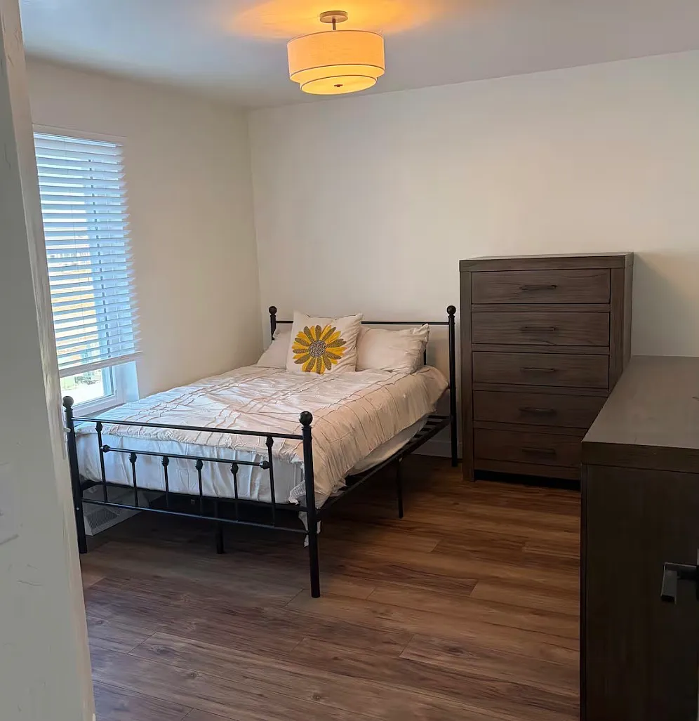3 bed, 1535 sqft, $2,400 — Photo 4