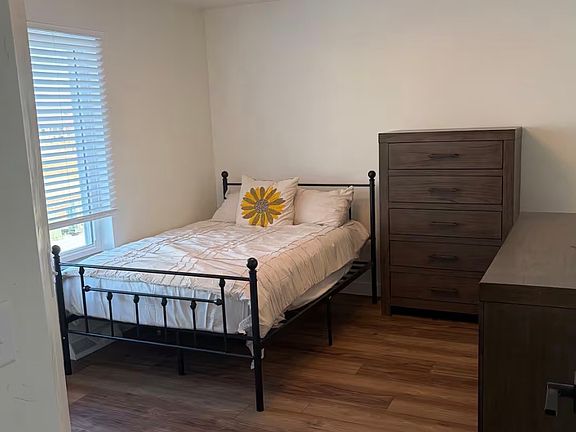 4th image of 3437 Veanna Blvd #3437