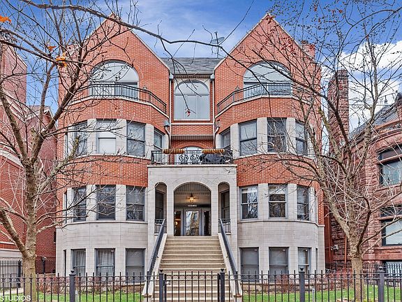 2nd image of 2026 W Pierce Ave #8