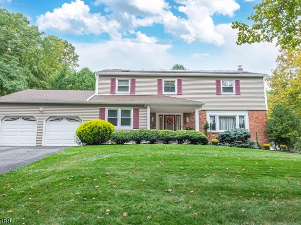 42 Glacier Dr, Parsippany-Troy Hills Twp., NJ 07950