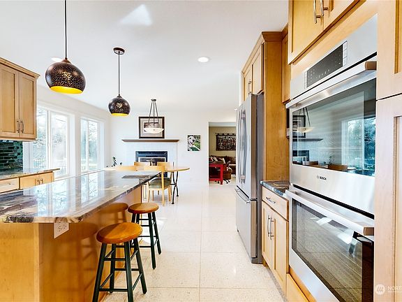 5th image of 1725 Gray Lynn Drive