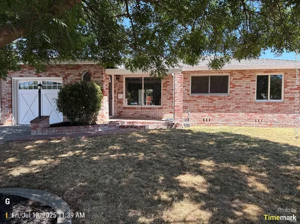 660 W F Street, Dixon, CA 95620